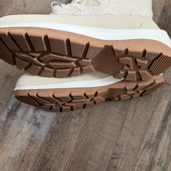 Women's Corie Winter Hiker Boots Shearling - Universal Thread™ Cream 10 - Picture 10 of 10